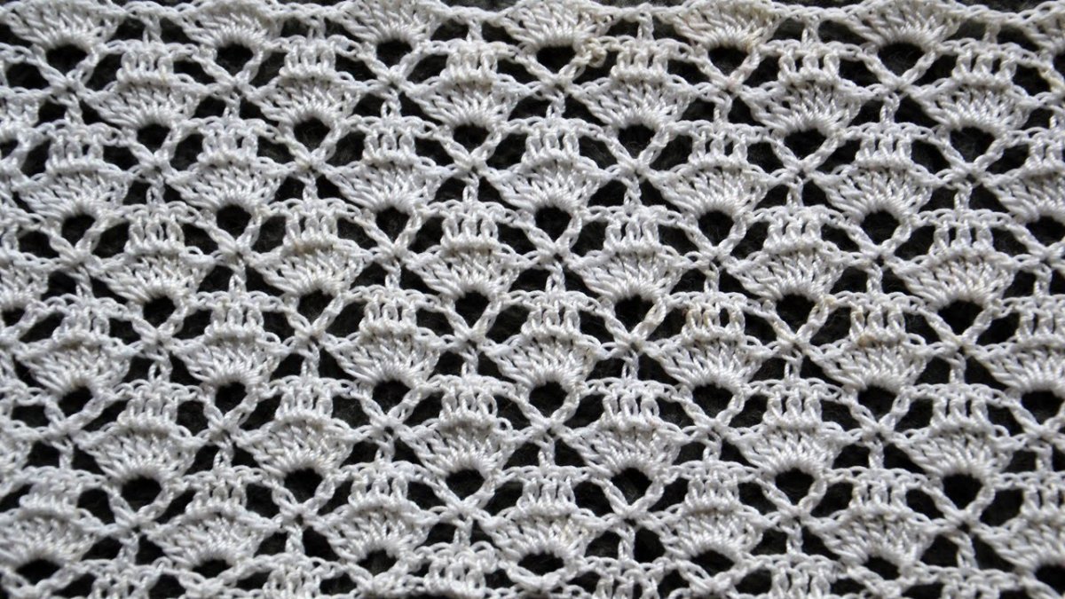 Ажурное полотно спицами