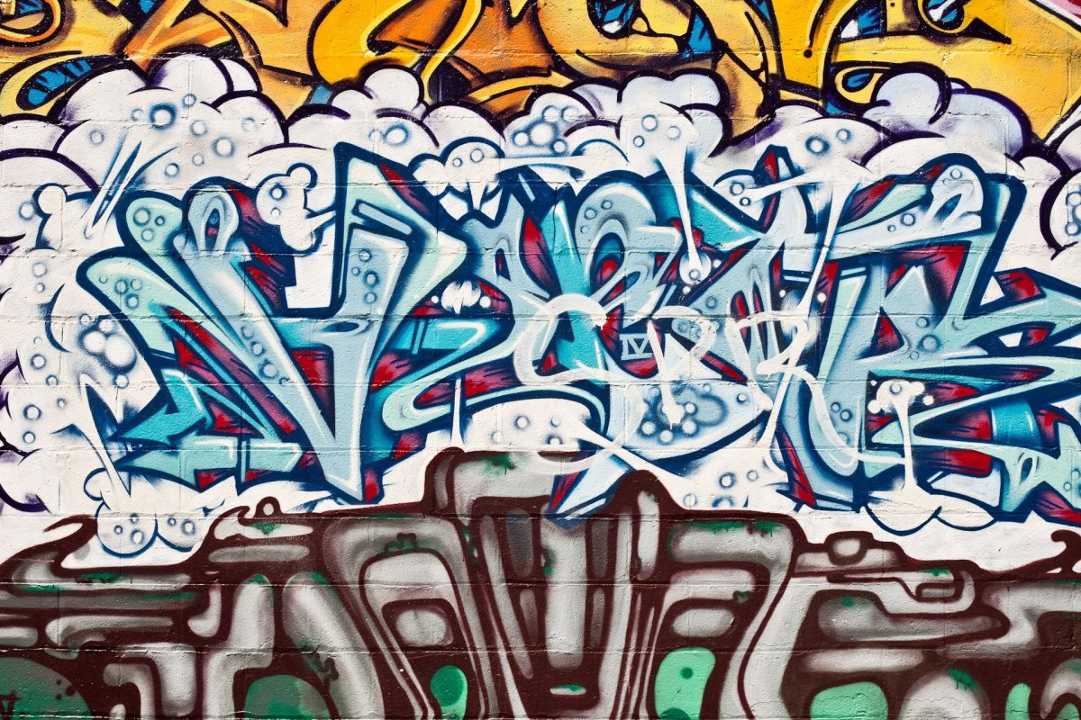 Граффити на стене