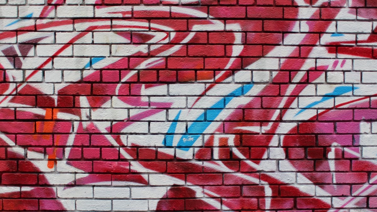 Кирпичная стена