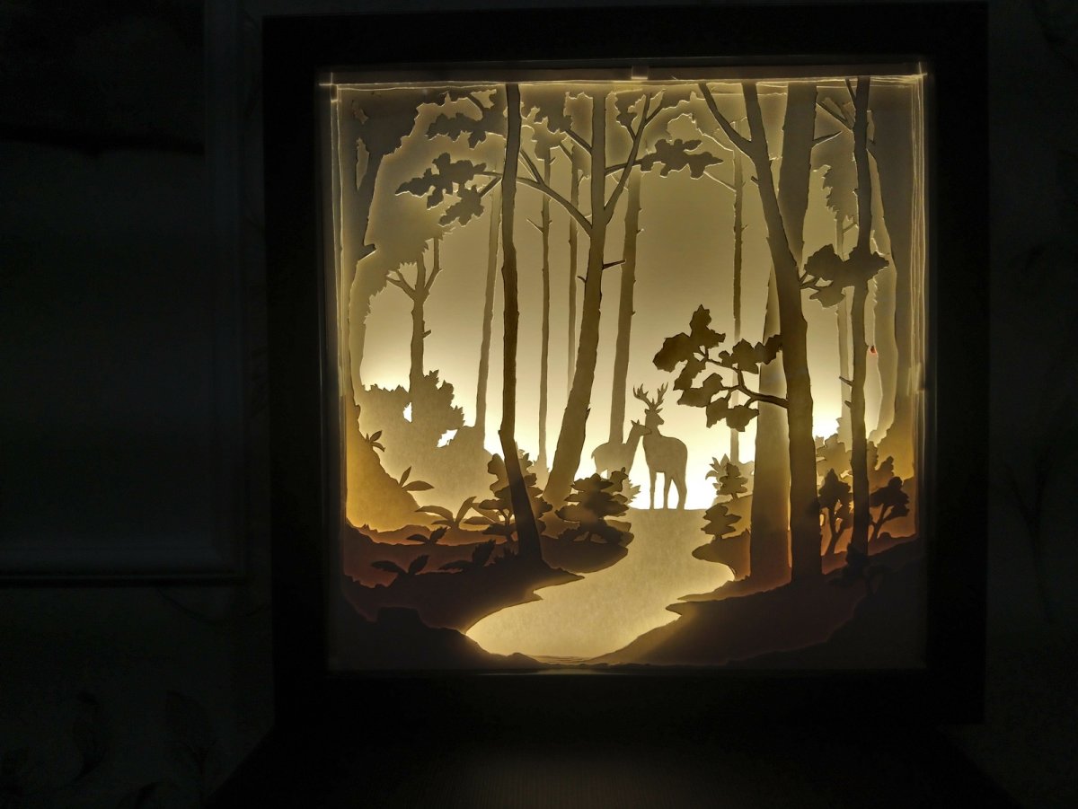 Многослойные картины с подсветкой