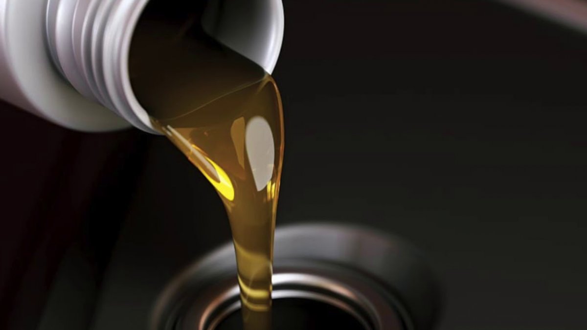 Топливо и смазочные материалы