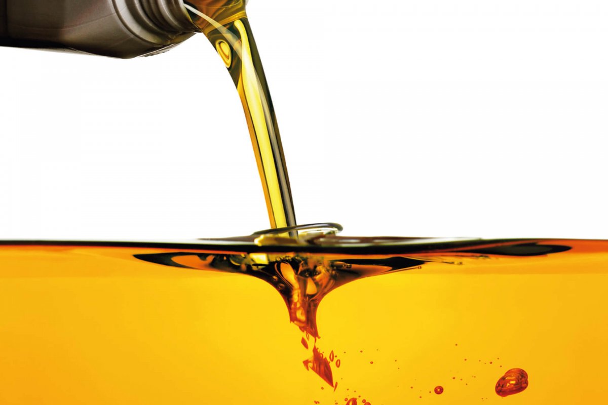 Моторное масло клипарт