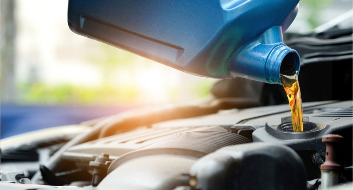 Масло для автомобиля