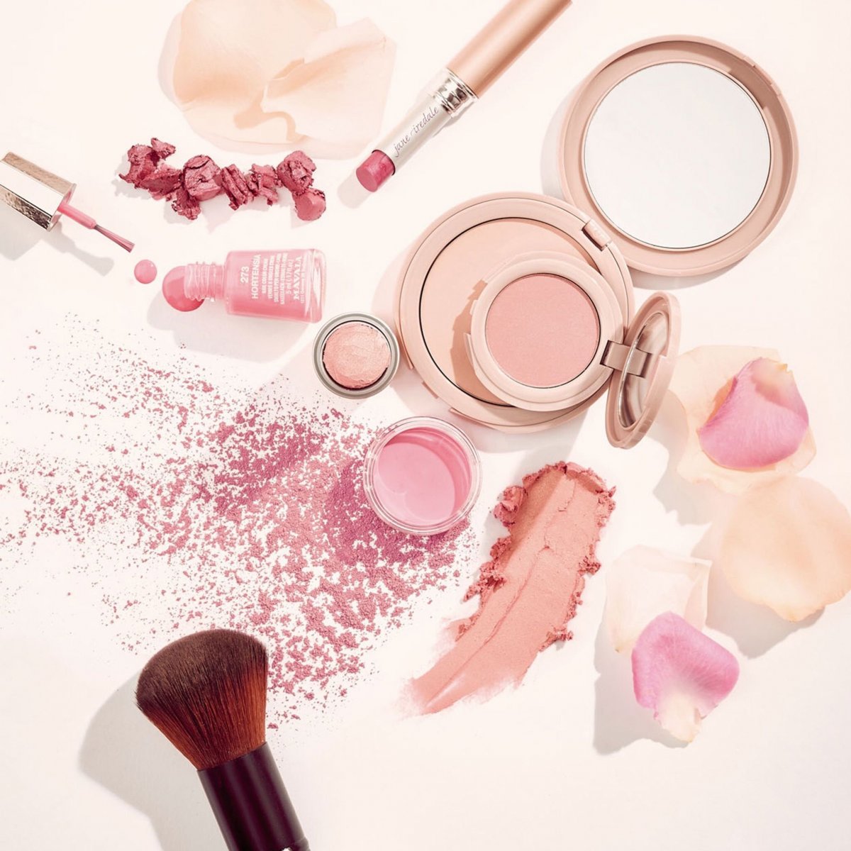 Косметика обложка