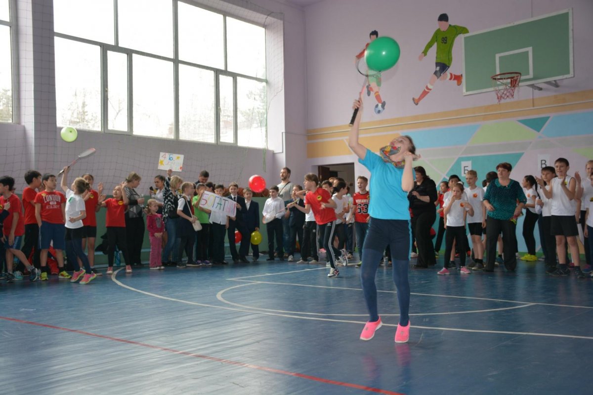 Веселые старты по физкультуре для начальных классов