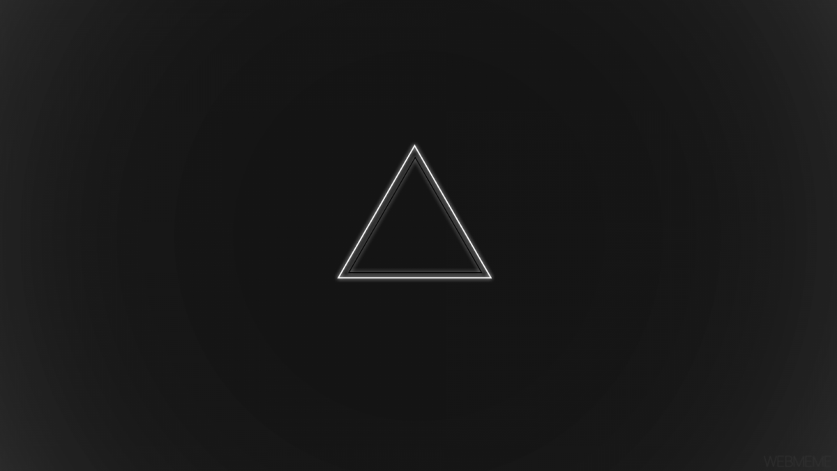 Треугольник на черном фоне