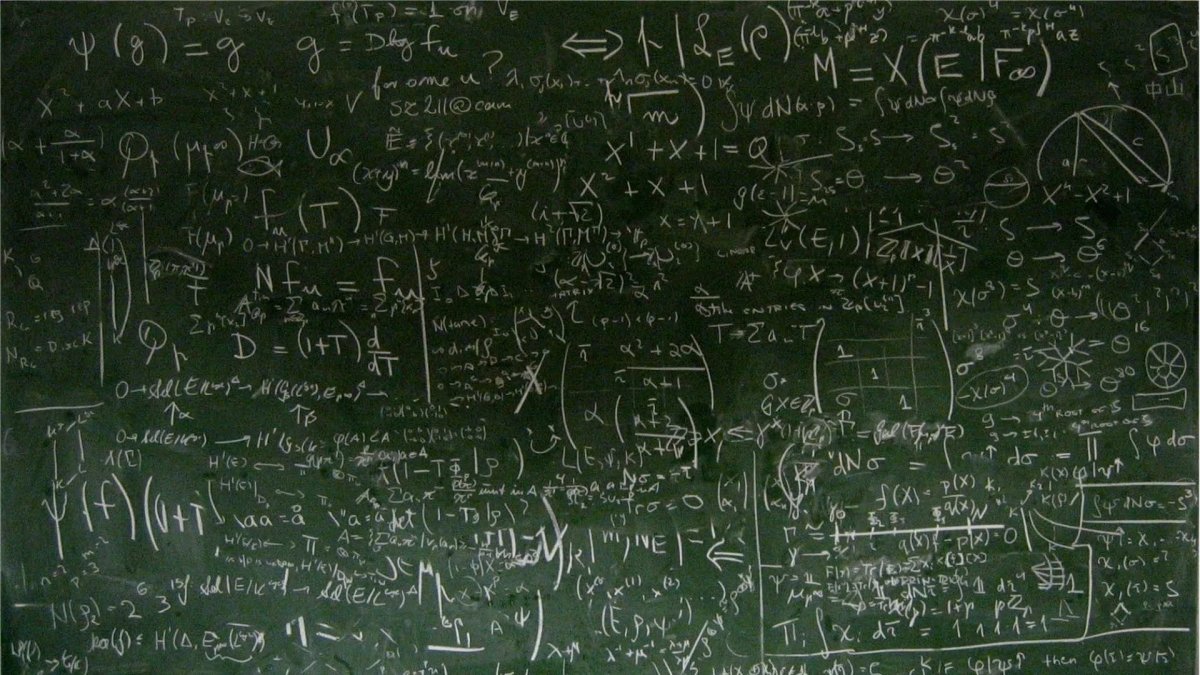 Школьная доска с надписями