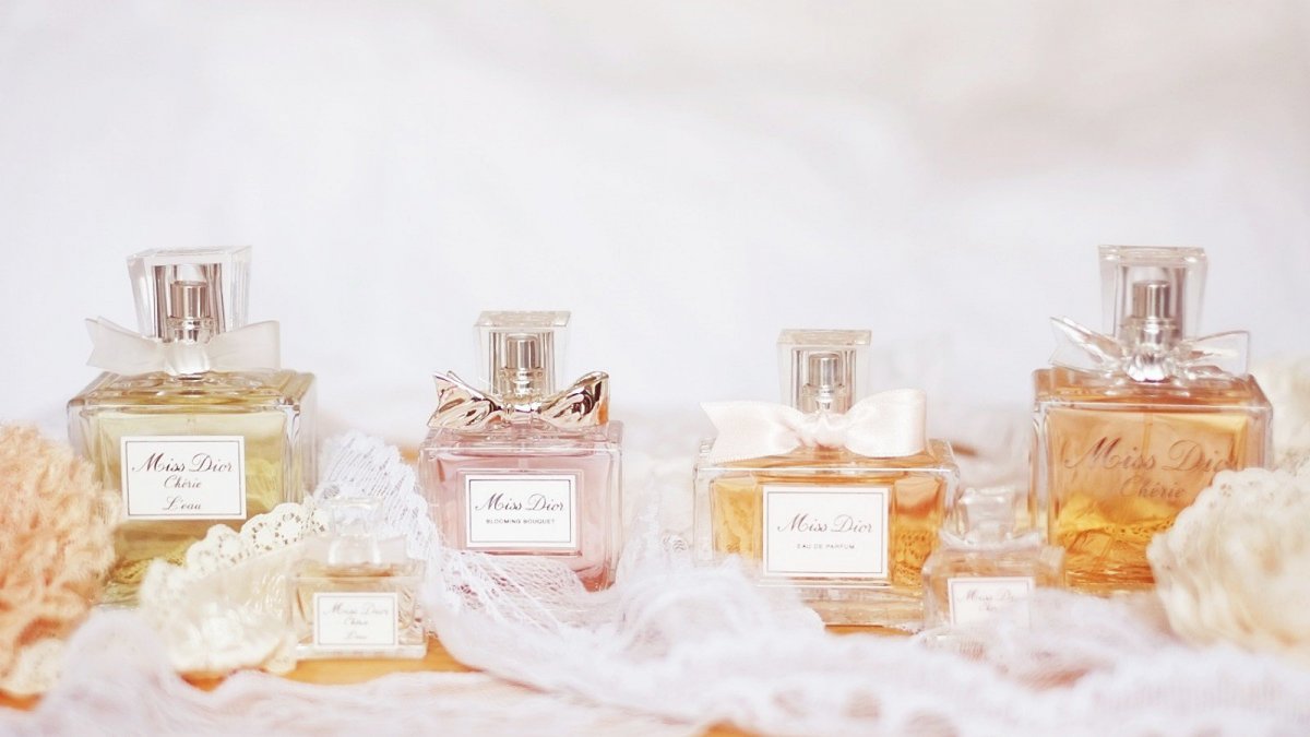 Perfume Aesthetics Miss Dior