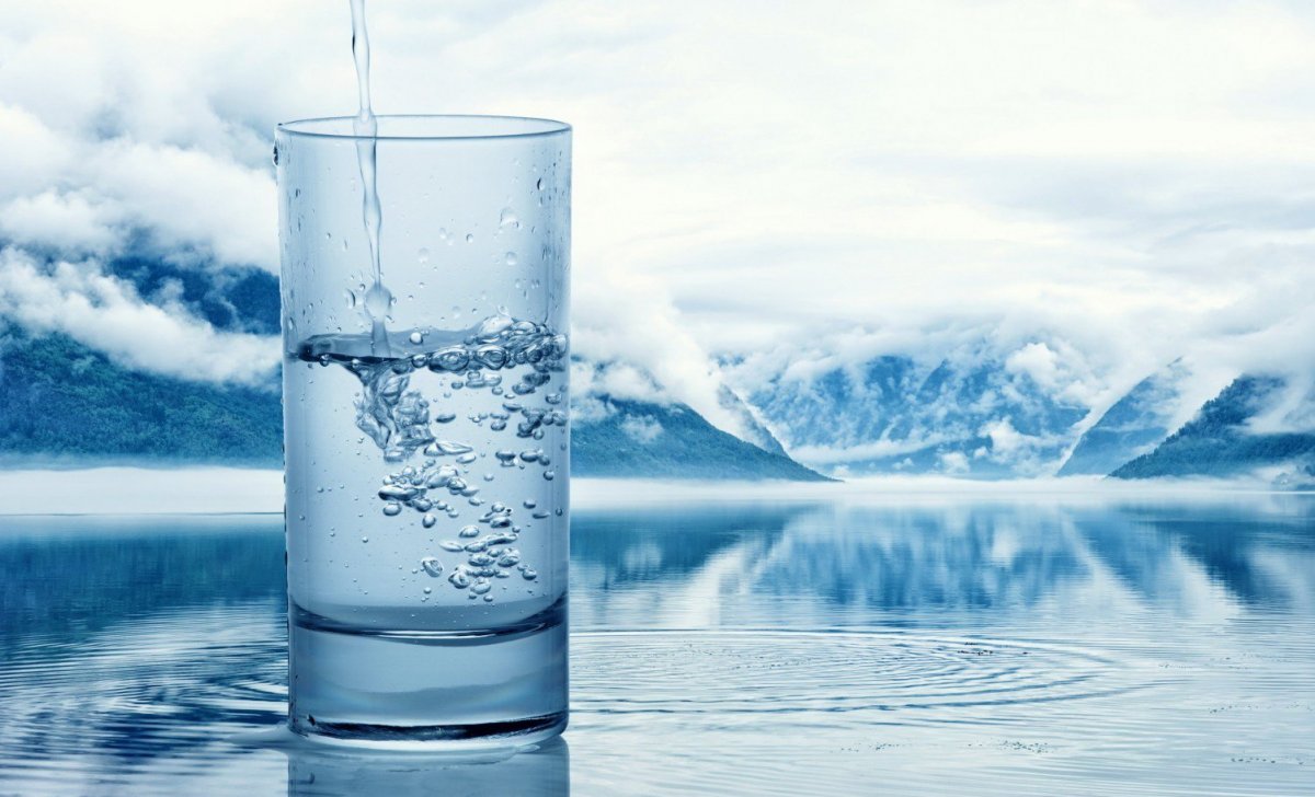 Питьевая вода фон