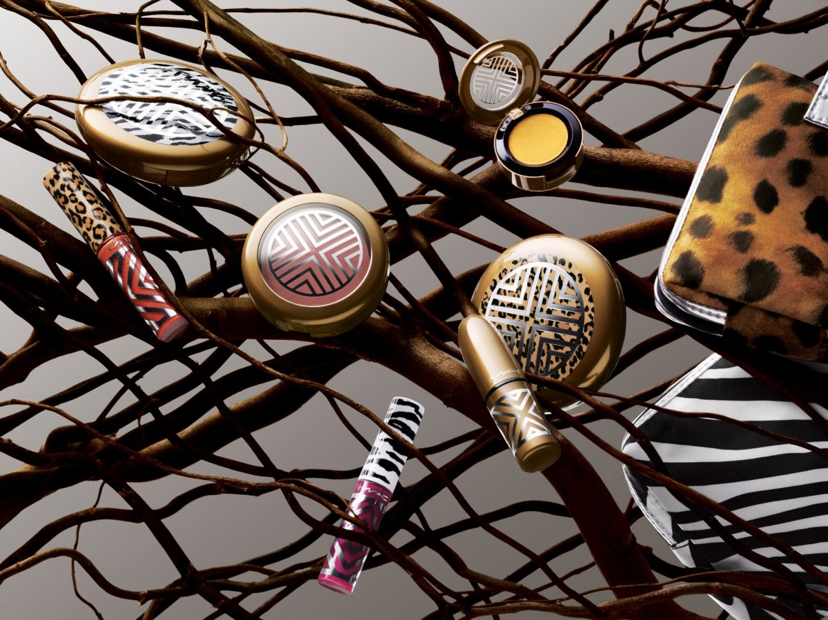 Парфюмерия и косметика