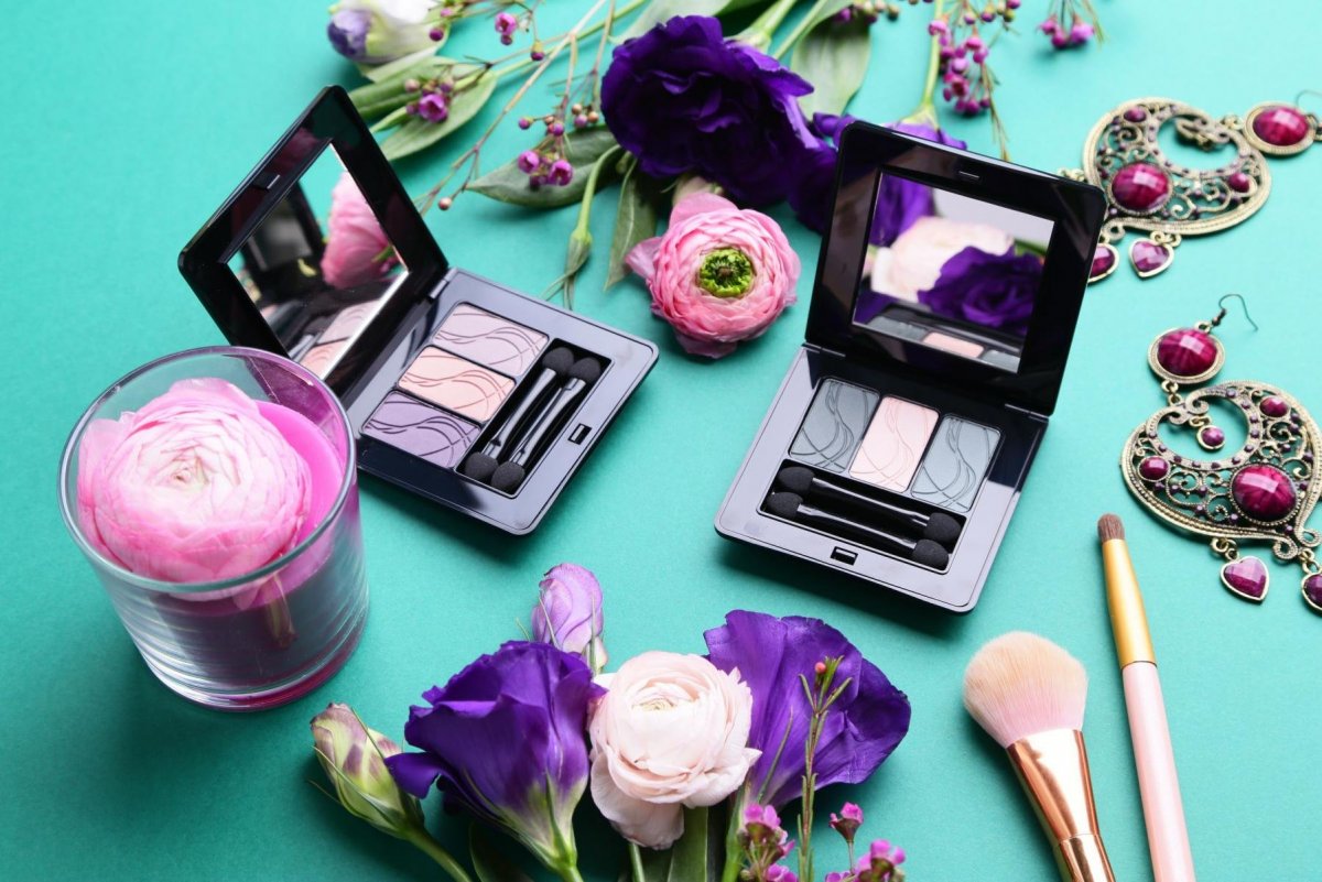 Декоративная косметика nl International