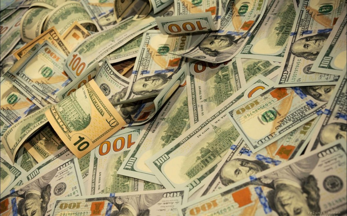 Деньги доллары