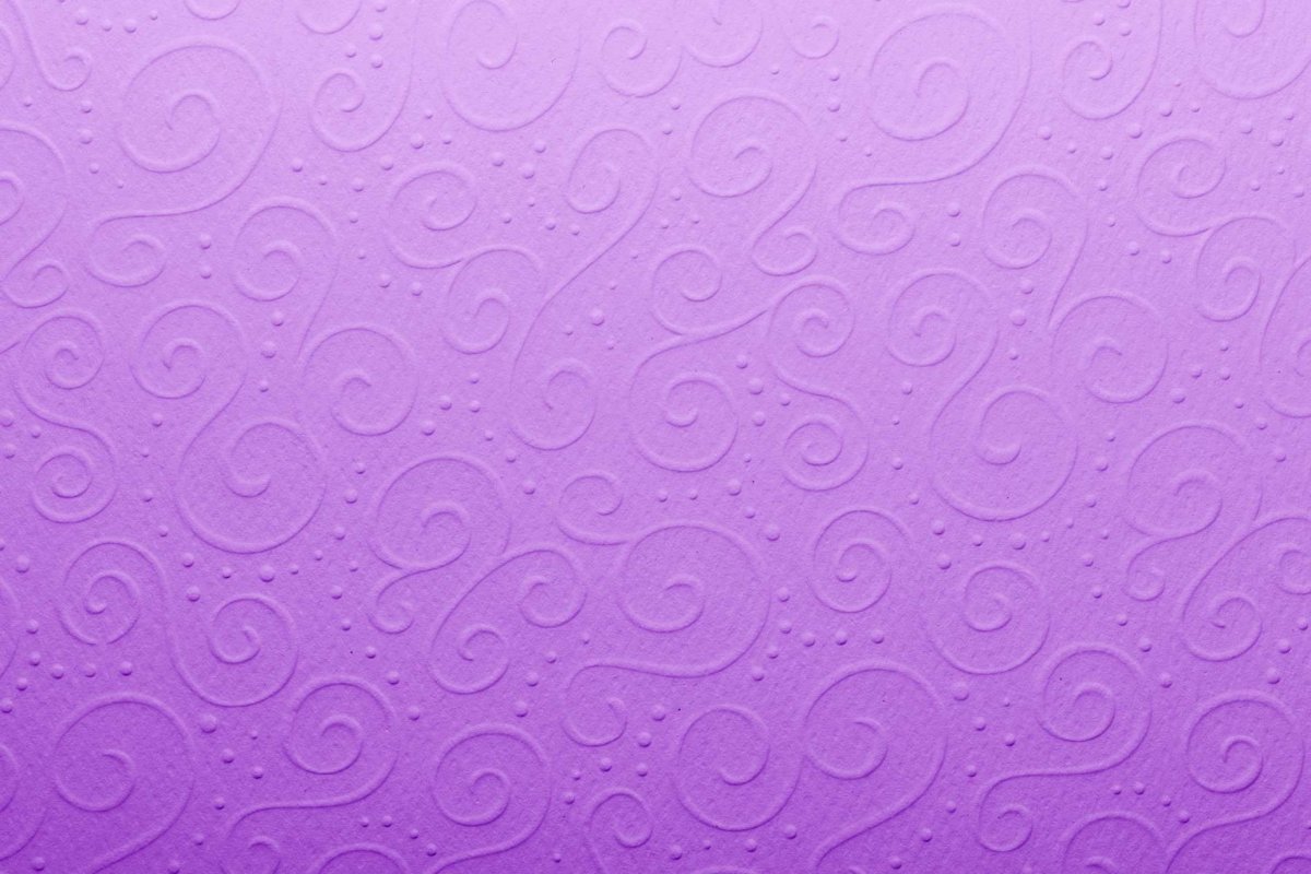 Нежно фиолетовый фон с узорами