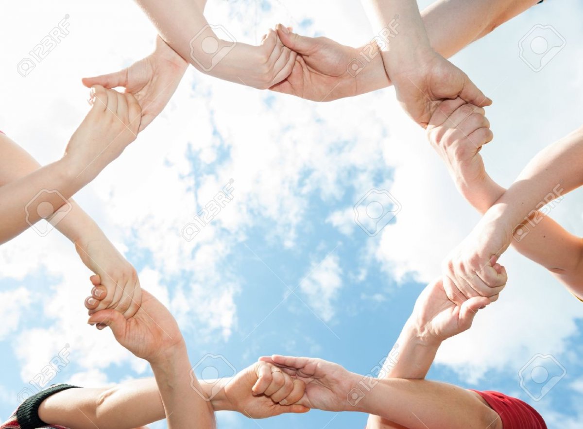 Детские руки в единстве