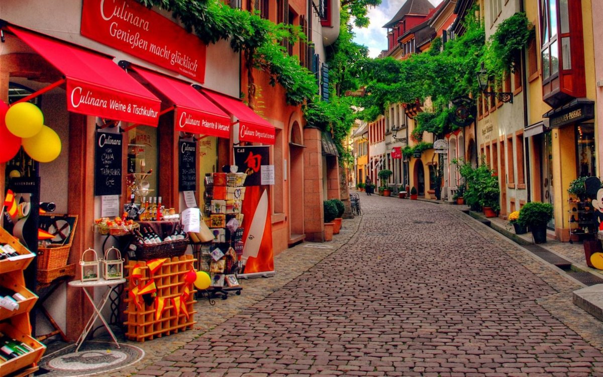 Улочки Берлина Италии Испании