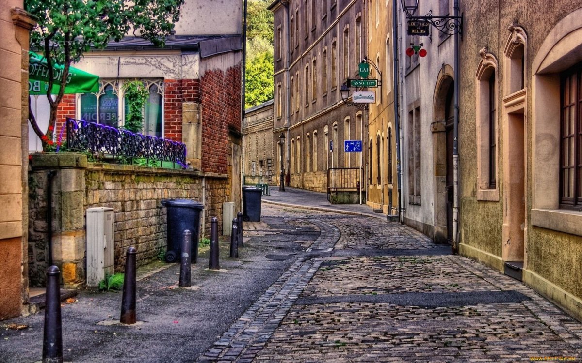 Улица города