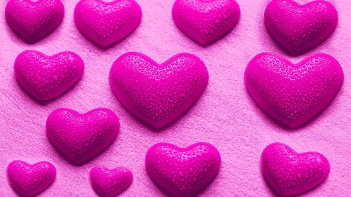 Красивое розовое сердце