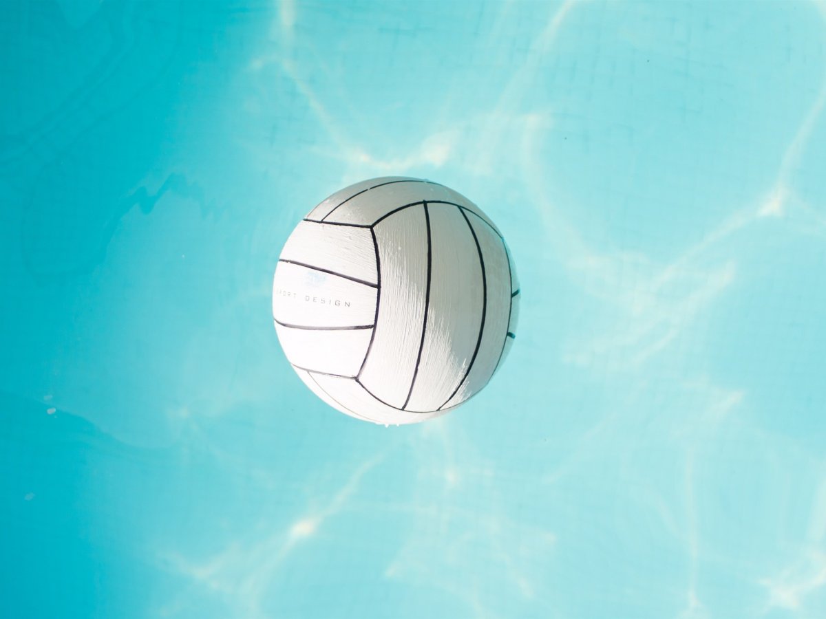 Волейбольный мяч
