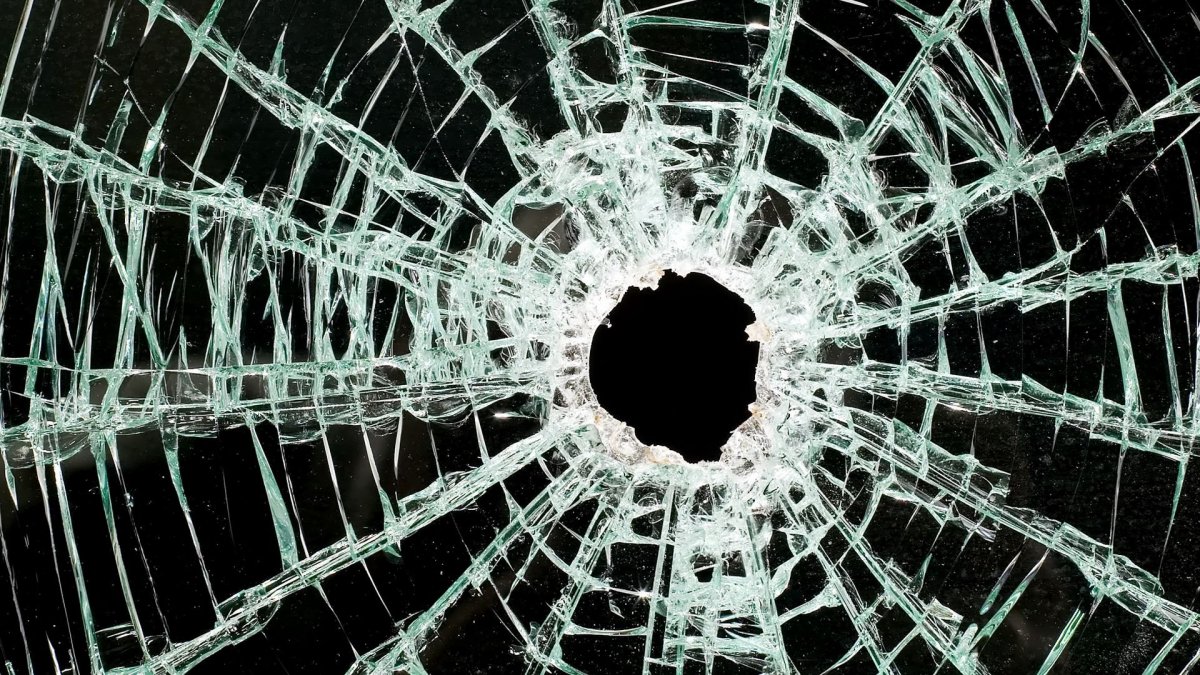 Фон разбитого стекла