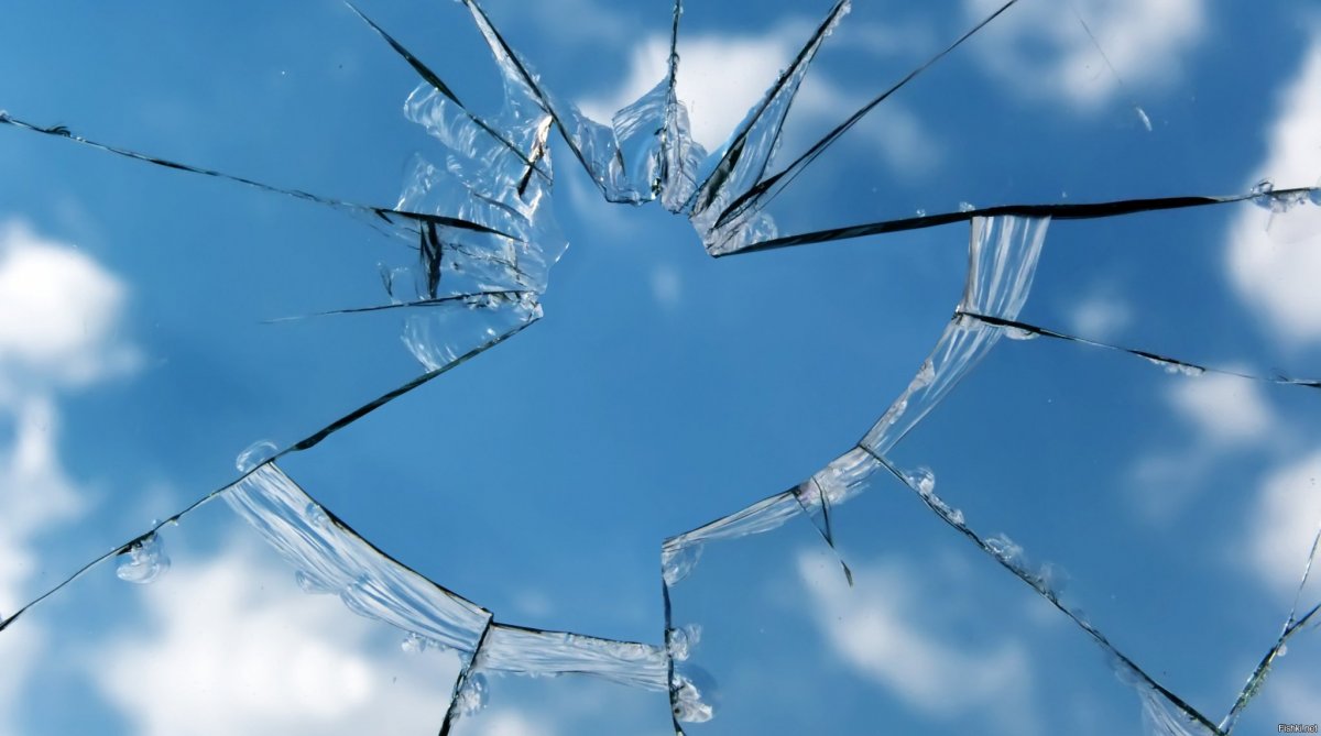Трещина на стекле