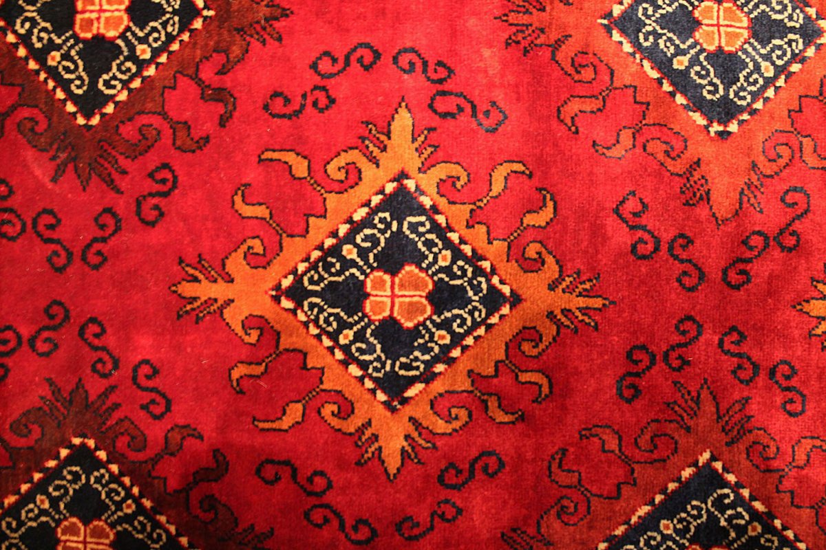 Ковер на стене