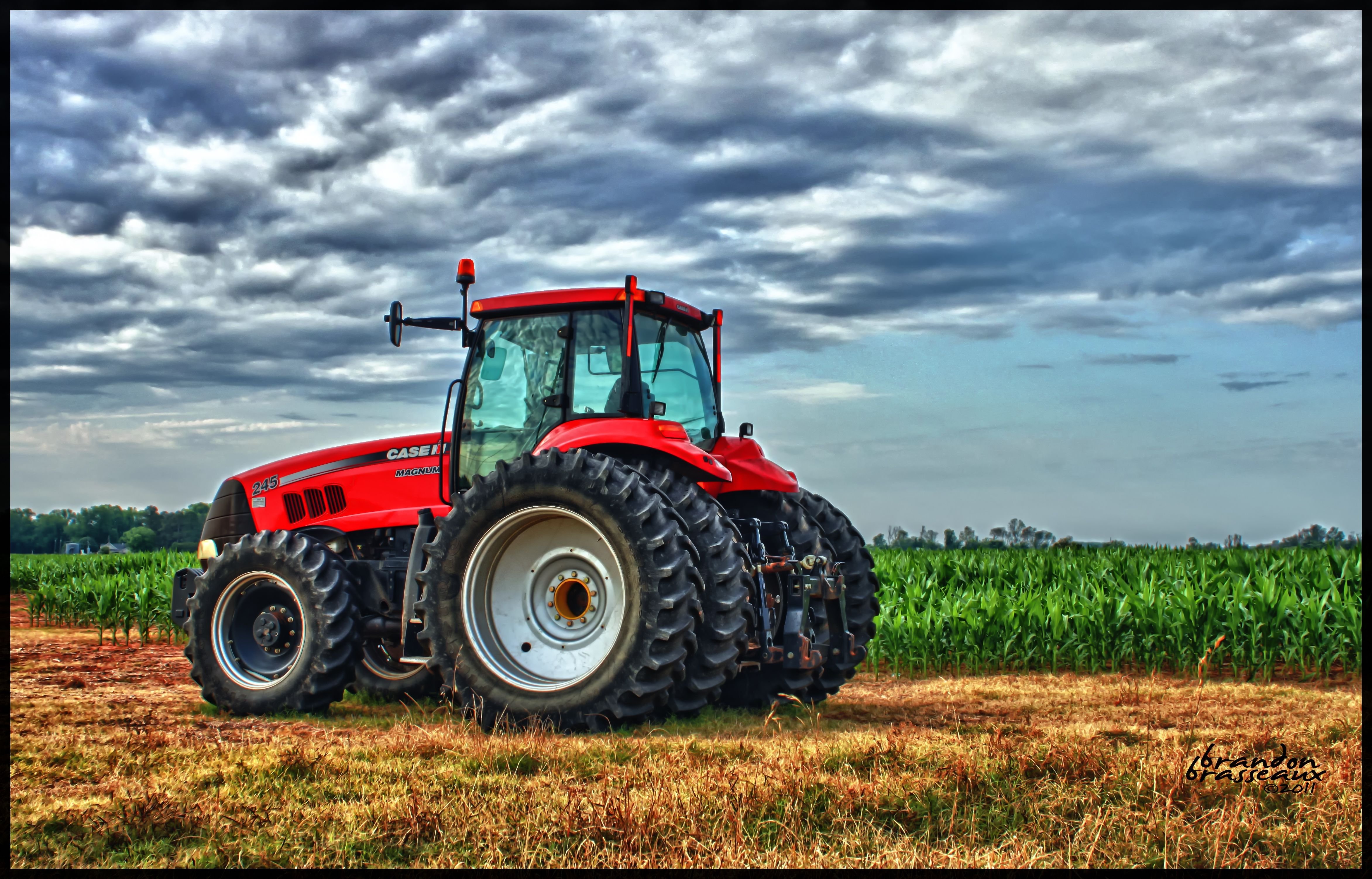 Трактор поле картинки. YTO elg1754. Tractor YTO elg1754. Трактор сельскохозяйственный YTO elg1754. Трактор YTO В поле.