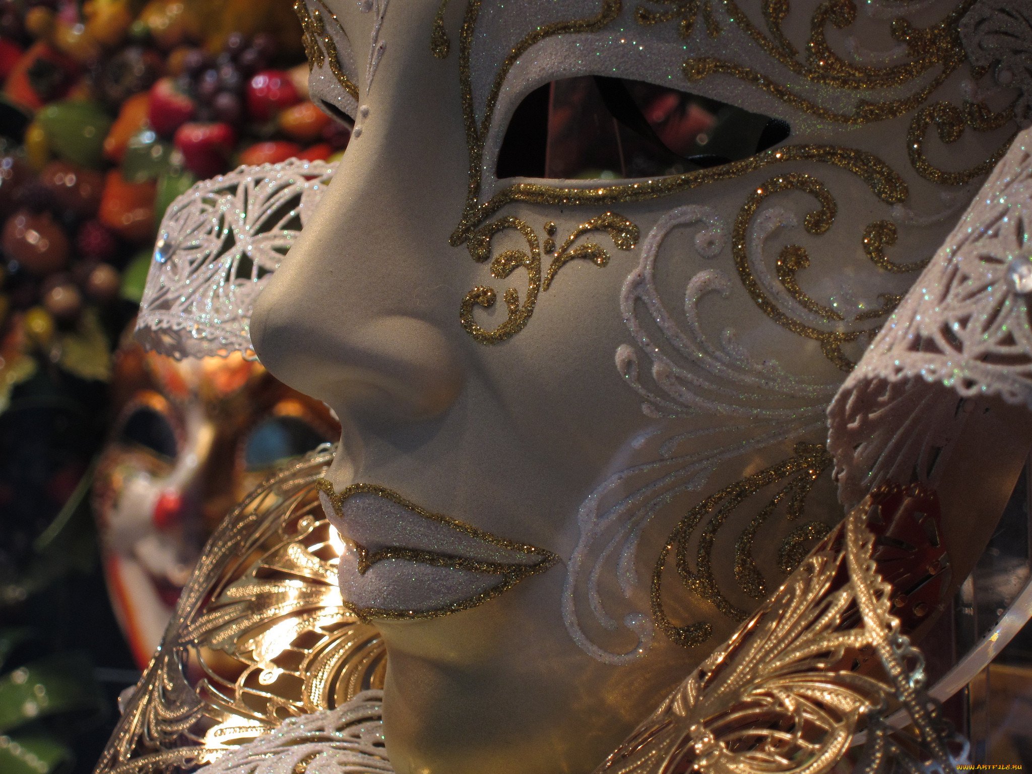 Виды масок. Маска венецианская. Старинные венецианские маски. Венецианские маски женские. Маска для карнавала.