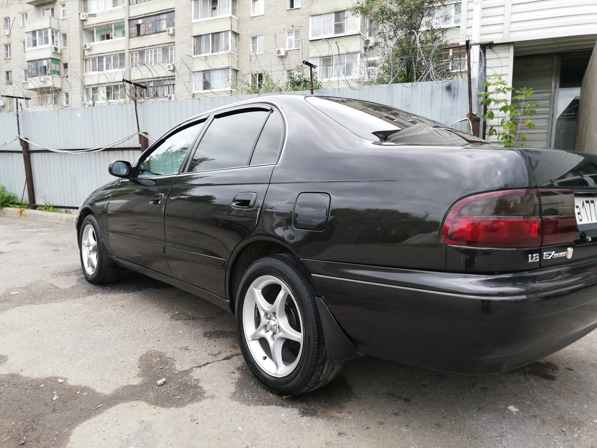 Тойота корона бочка 1995 черная