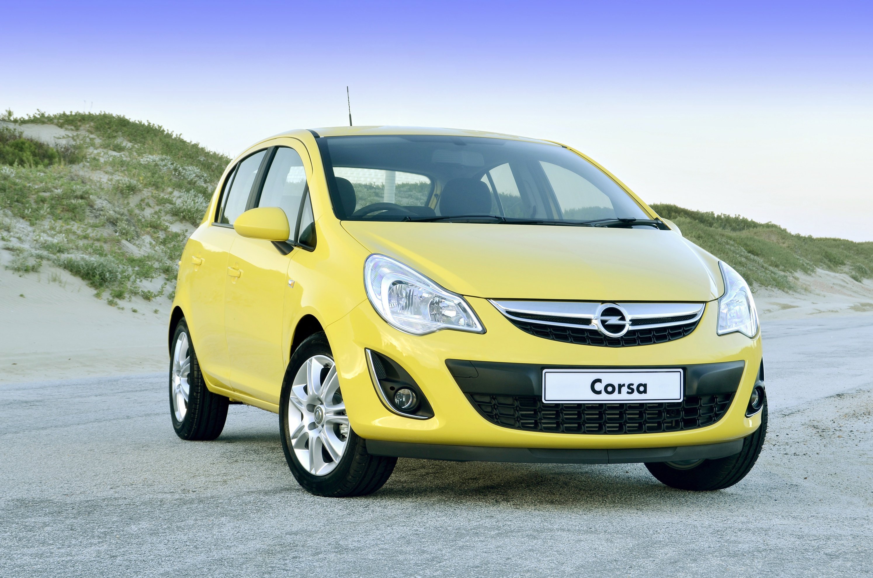 Opel corsa отзывы. Opel Corsa 2013. Опель Корса 12. Опель Корса 1.4. Opel Opel Corsa 2013.