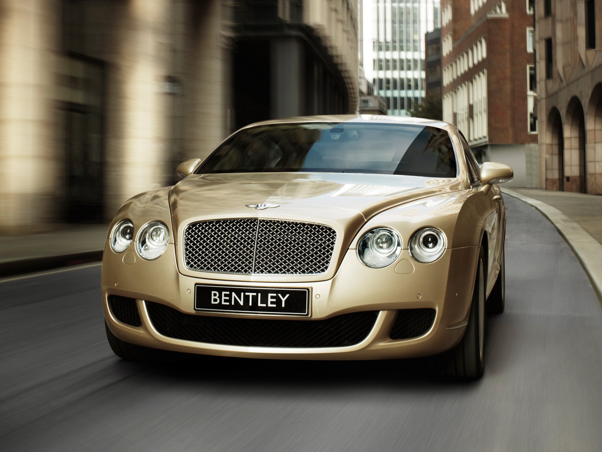 Машина можно заказать. Бентли gt Continental 2007. Bentley Continental gt 2007. Бентли Континенталь gt. Бентли Континенталь 2007 года.