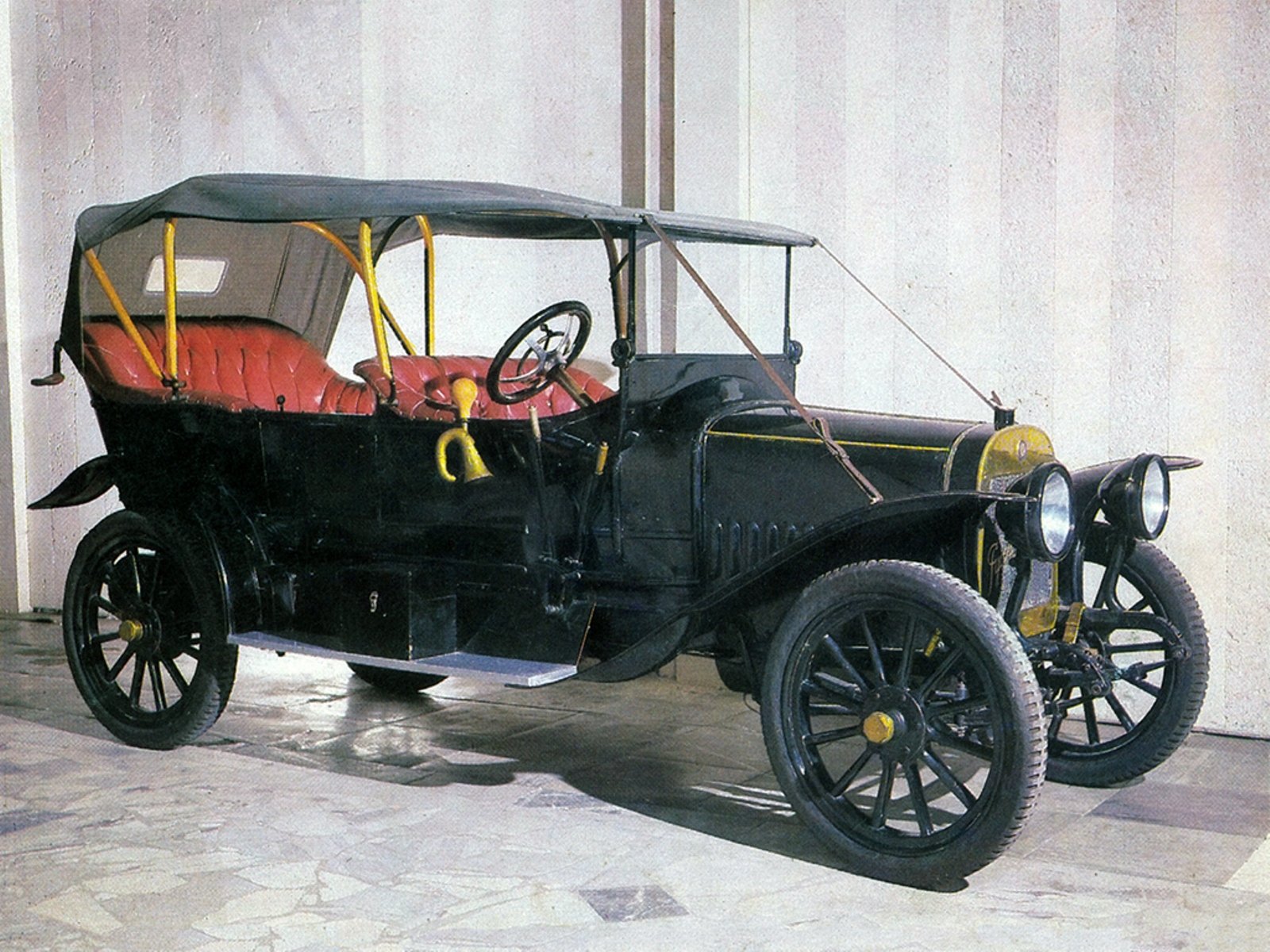 Автомобиль балт. Руссо-Балт 1909 г. Автомобиль Руссо-Балт 1911 г. Руссо Балт к12 20. Руссо-Балт с-24, 1909.