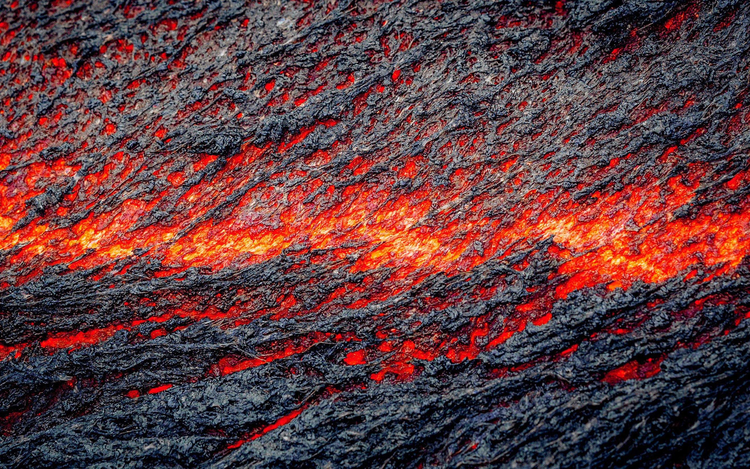 Раскаленные трещины. Лава магма фактура. Камни лава магма. Вулканическая лава слэб.