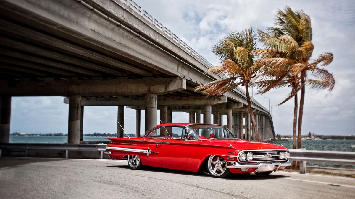 Шевроле Импала красная