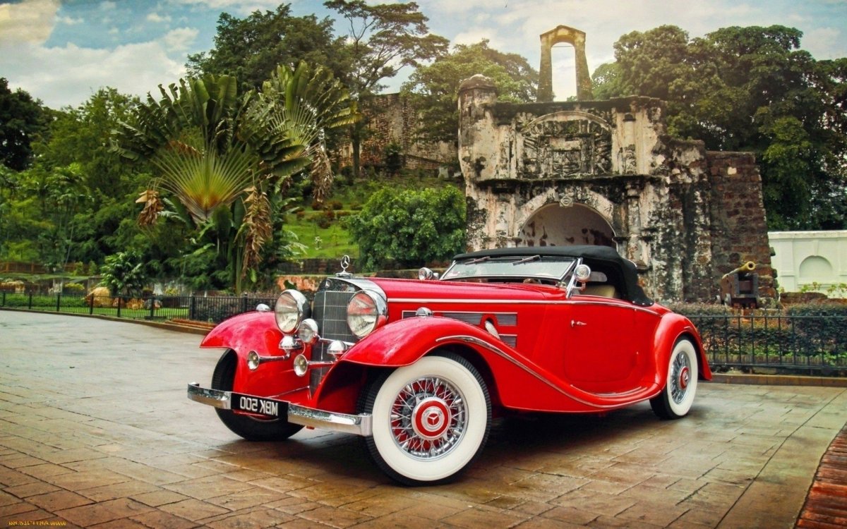 1928 Packard Convertible sedan