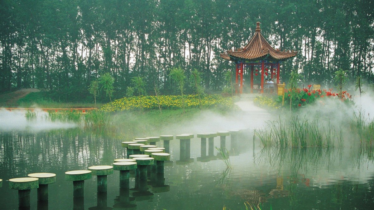 Японский пейзаж с водой