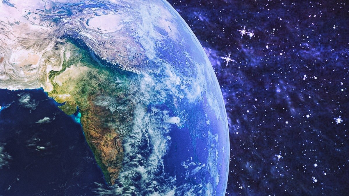 О земле и космосе