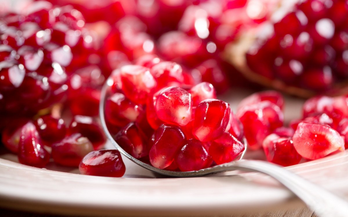 Зерна граната