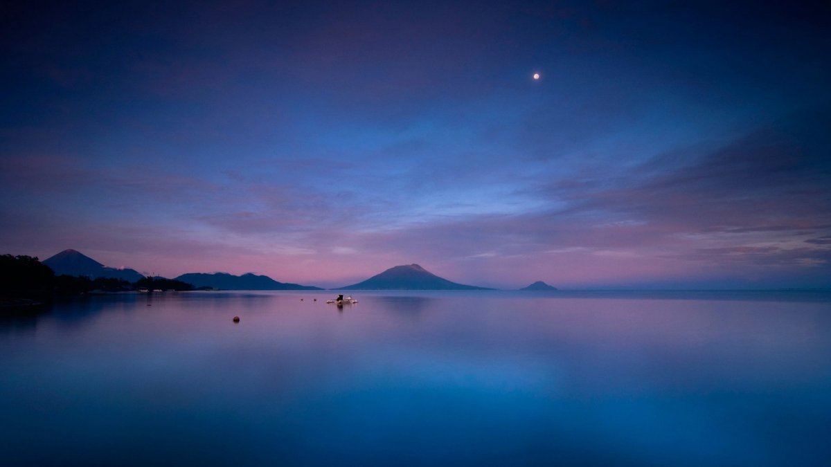 Синий пейзаж