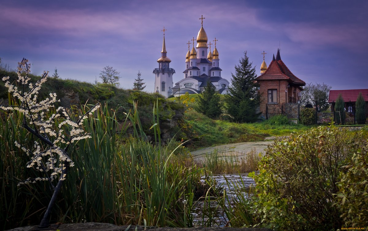 Храм природа