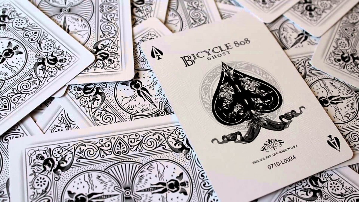 Красивые игральные карты