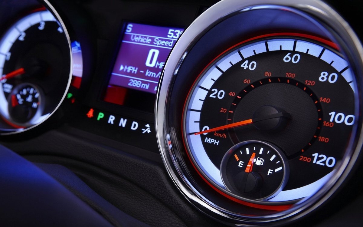 Спидометр Додж Вайпер