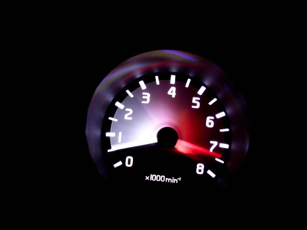 Тахометр ВАЗ 2106 на приборку Альфа