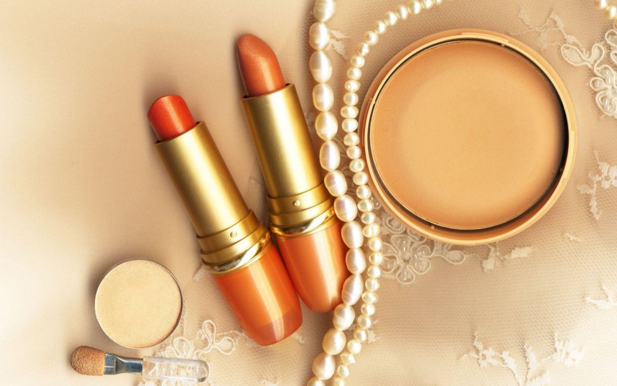 Декоративная косметика баннер