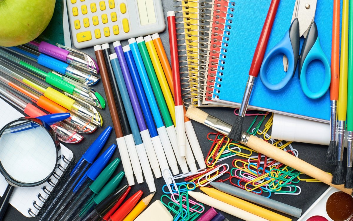 Канцтовары краски