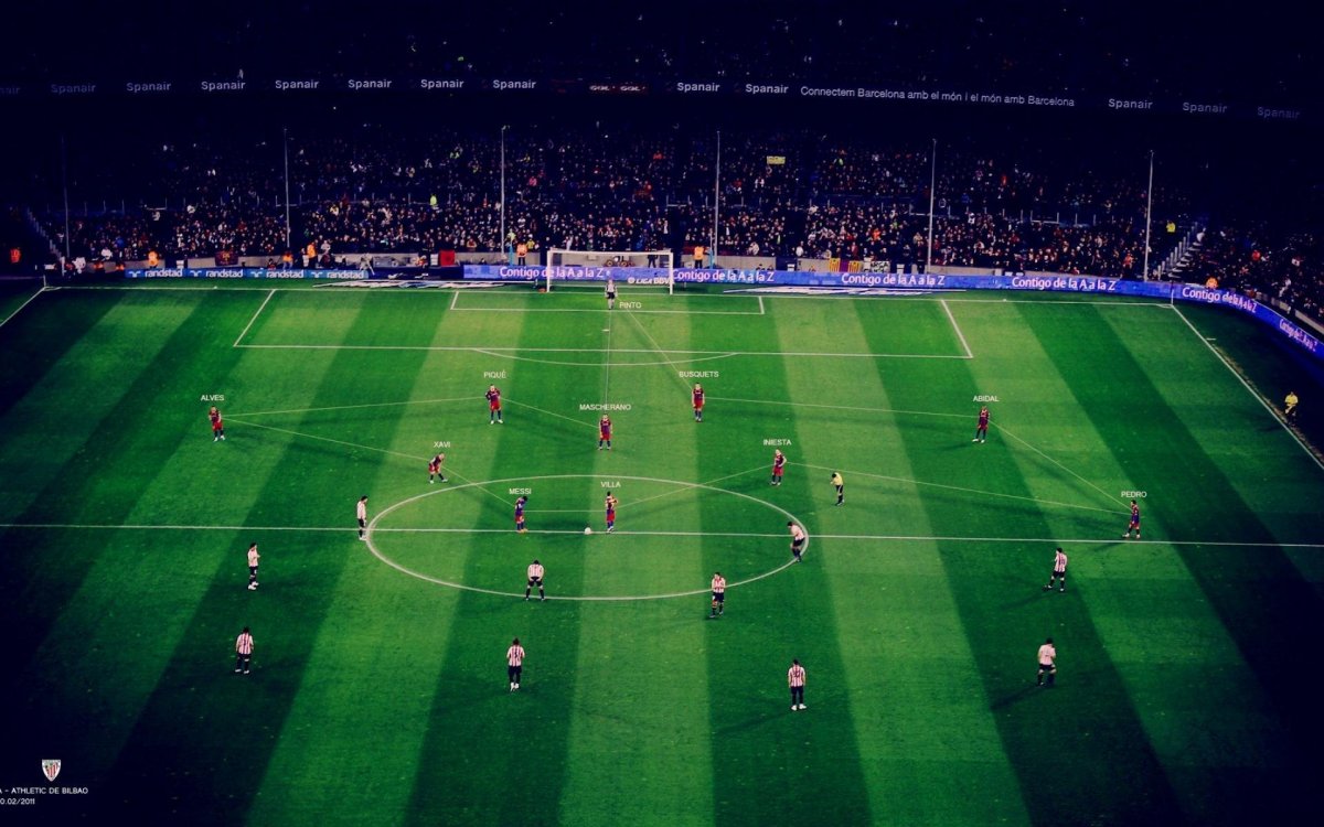 Футбольное поле