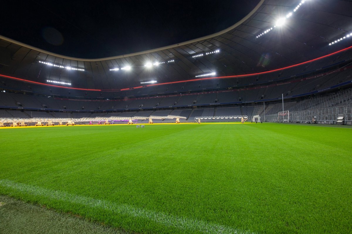 Футбольное поле