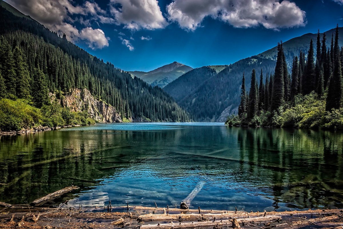 Озеро Кольсай Алматы