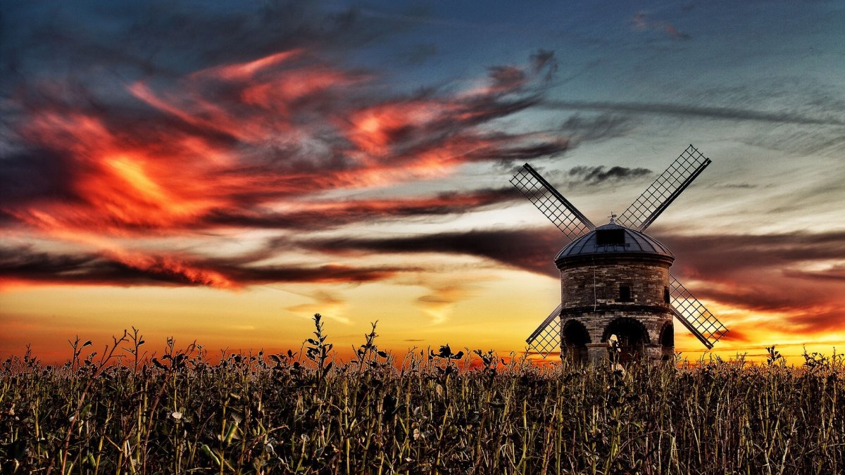 Мельница на закате