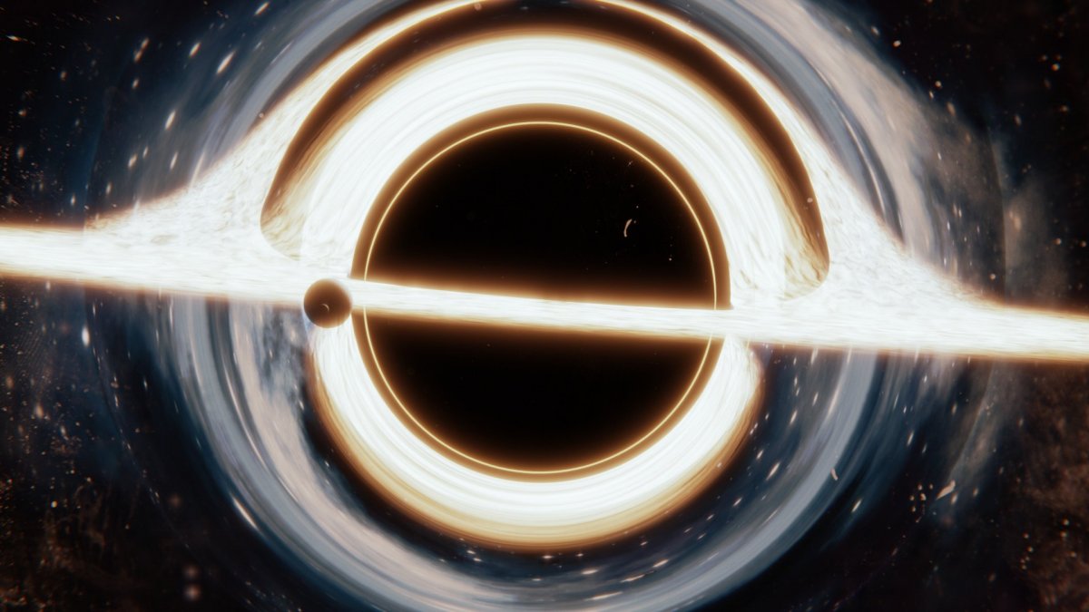 Черная дыра Интерстеллар