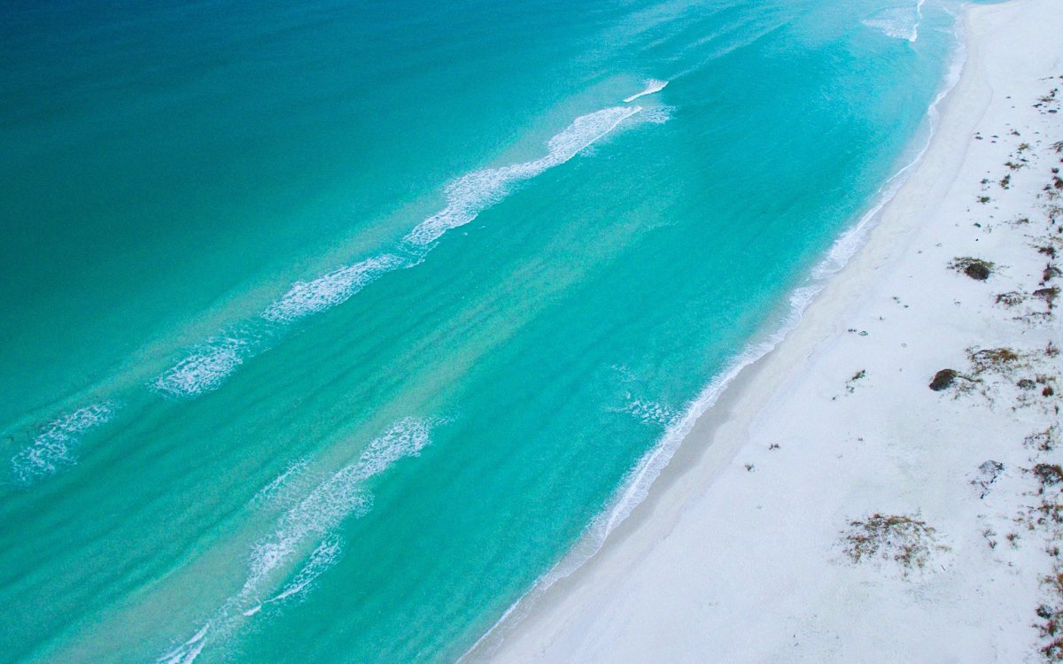 Розово бирюзовый фон